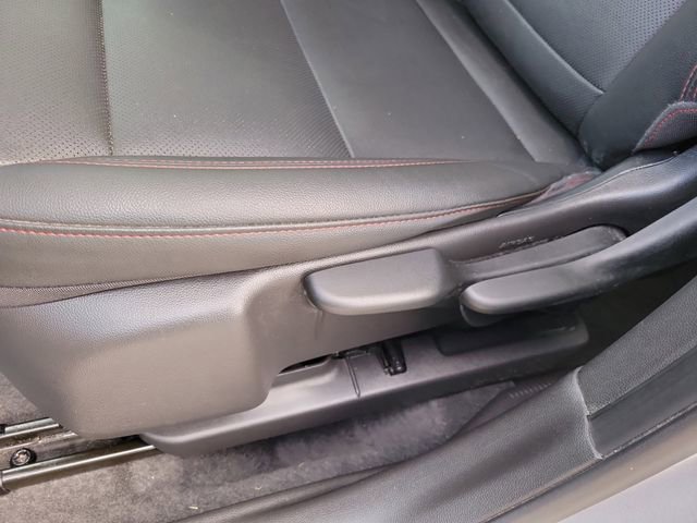 Used 2025 Chevrolet Trax RS w/ Driver Confidence Package image 13