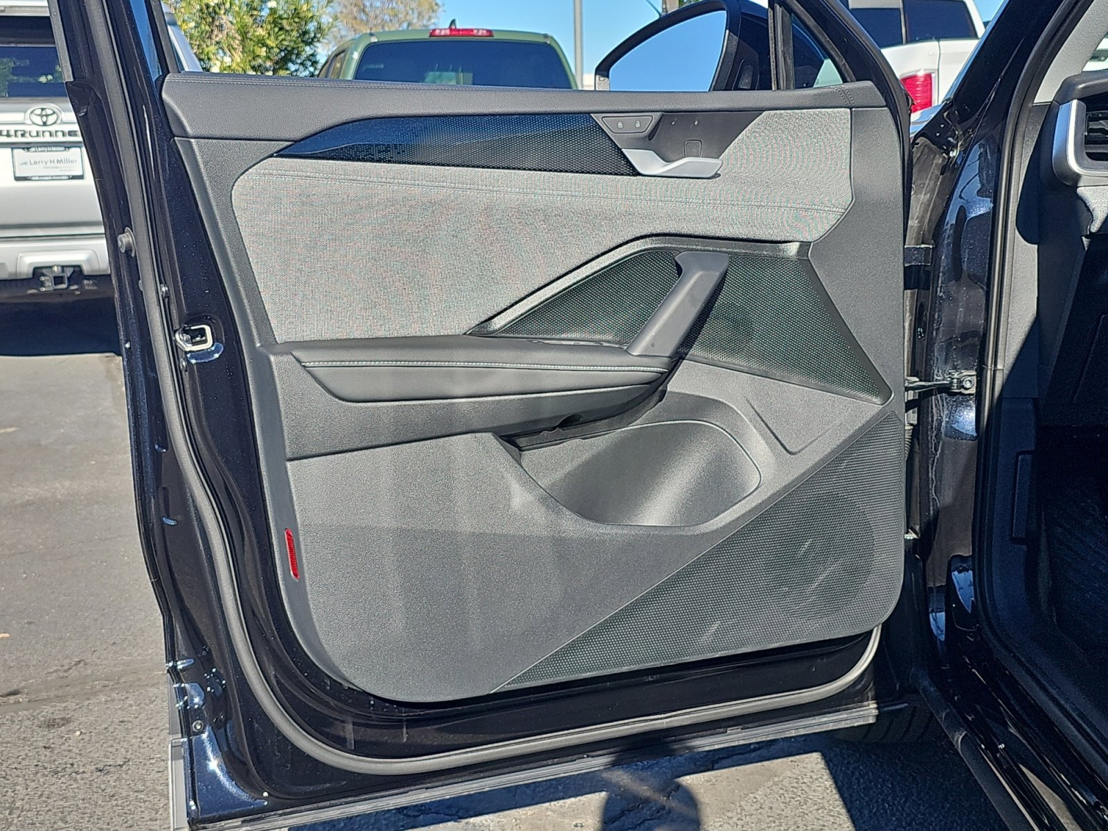 New 2025 Volkswagen Tiguan S image 13