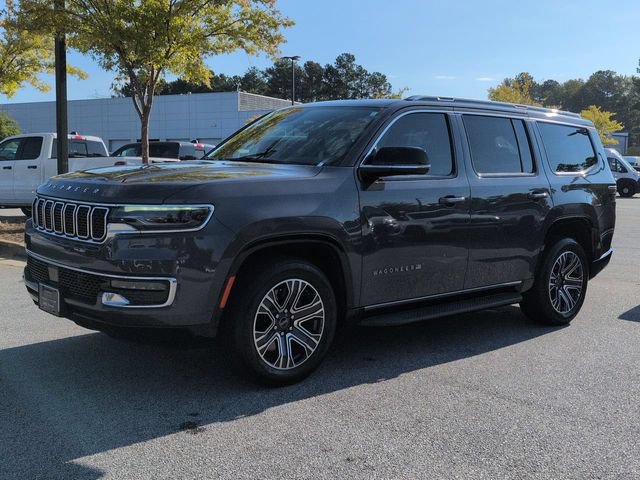 Used 2025 Jeep Wagoneer 4WD w/ Premium Group I image 7