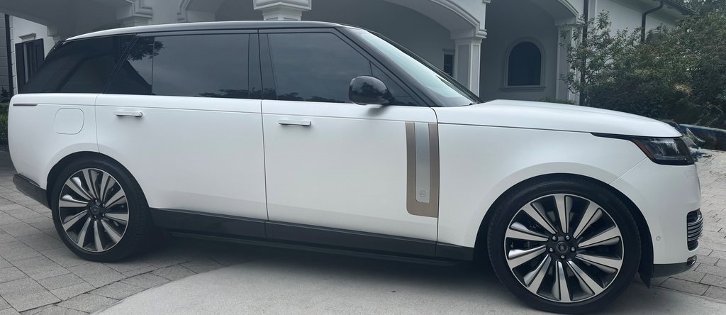 Used 2025 Land Rover Range Rover SV