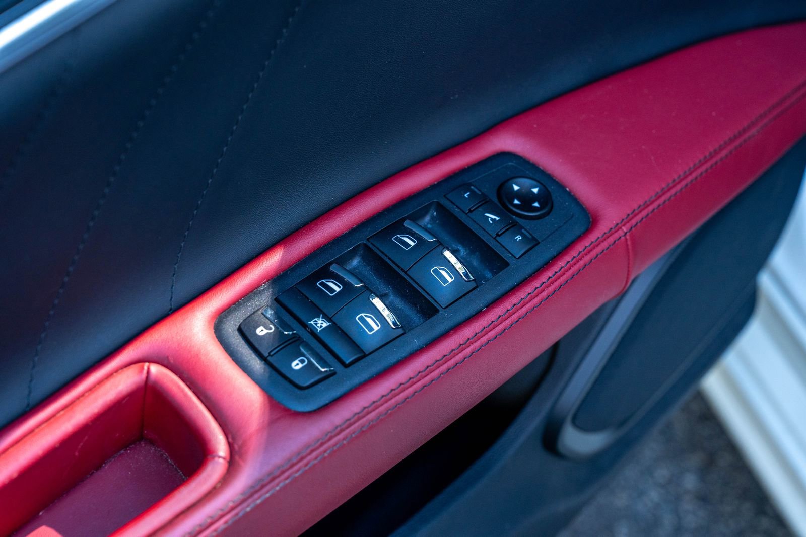 Used 2022 Maserati Ghibli Modena Q4 image 16