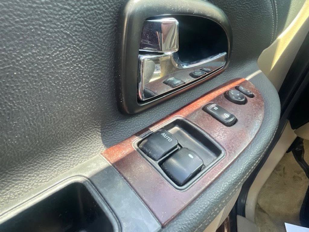 Used 2008 Chevrolet Uplander LS w/ Climate Package image 9