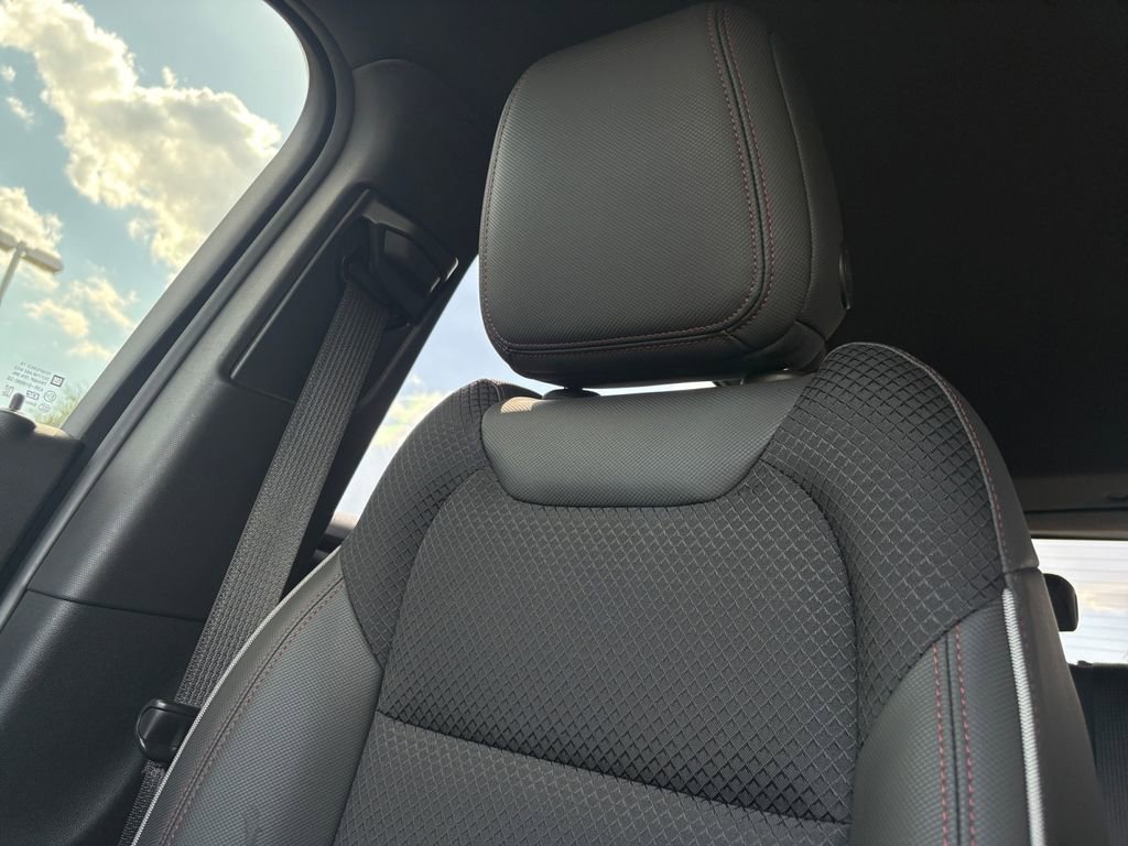 Used 2023 Chevrolet TrailBlazer RS w/ Convenience Package FWD image 15