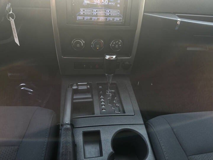 Used 2012 Jeep Liberty Sport AWD/4WD image 14
