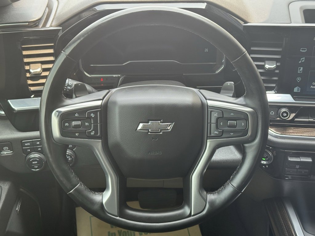 Used 2023 Chevrolet Silverado 1500 RST image 18