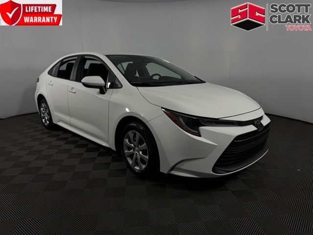Used 2026 Toyota Corolla LE image 1
