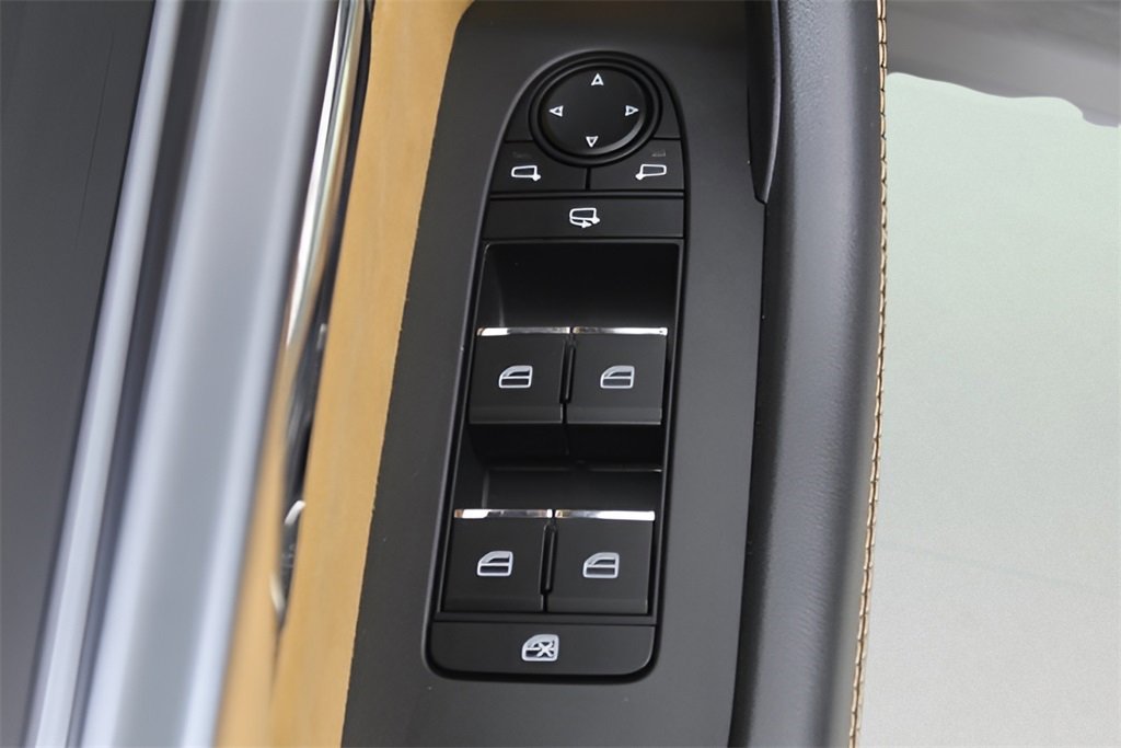 Used 2024 MAZDA CX-90 3.3 Turbo S w/ Premium Plus image 12