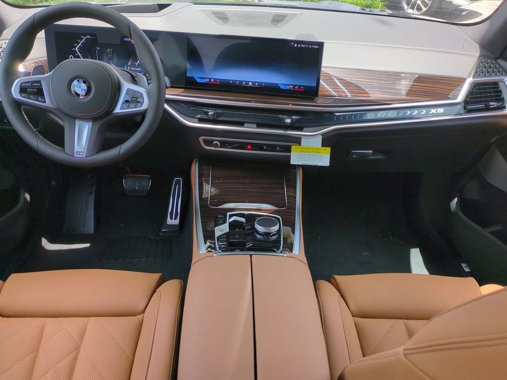 New 2026 BMW X5 xDrive40i w/ M Sport Package AWD/4WD image 15