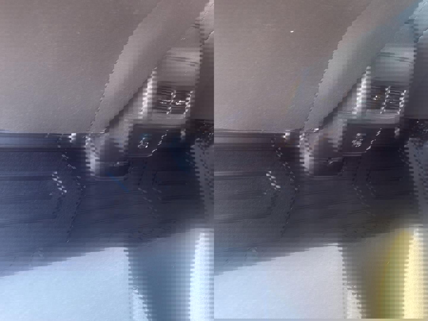 Used 2023 Chevrolet Equinox LT image 14