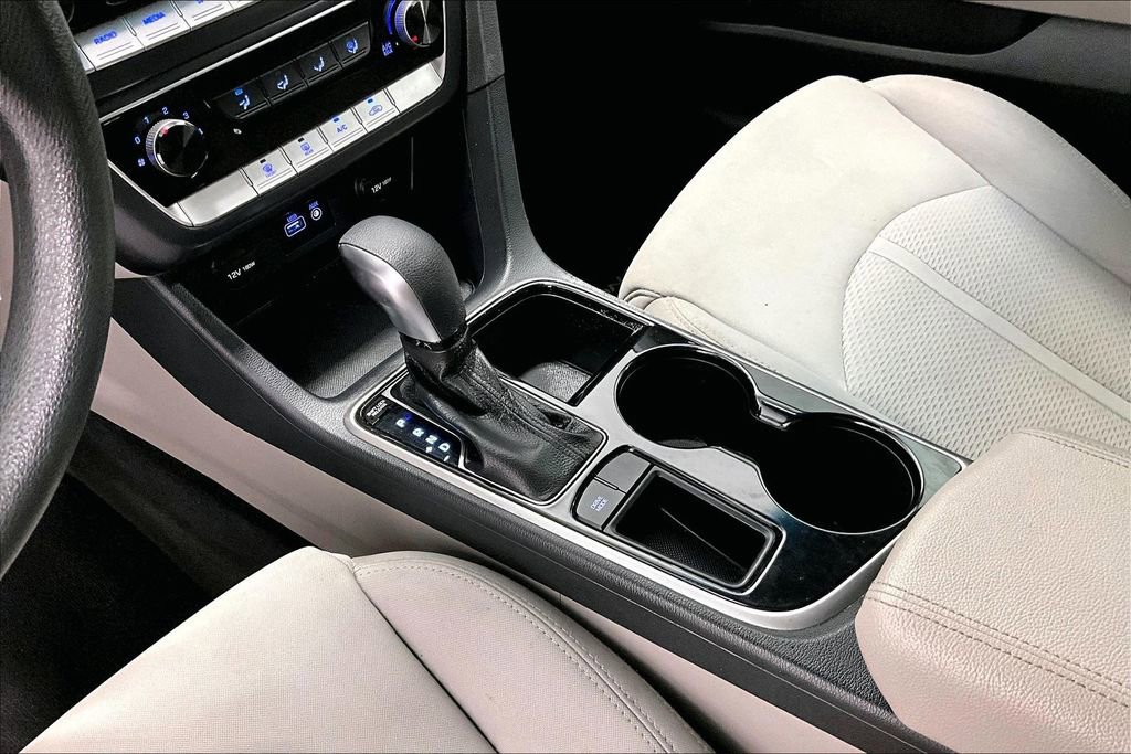 Used 2018 Hyundai Sonata SE image 17