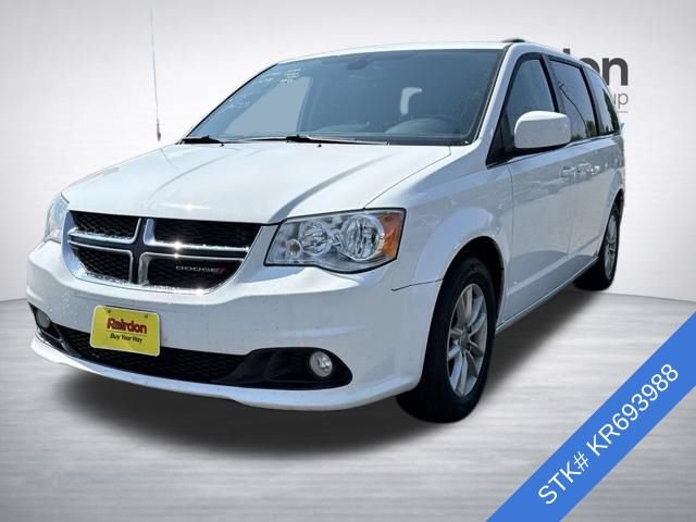 Used 2019 Dodge Grand Caravan SXT FWD image 3