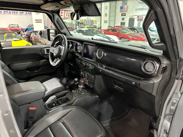 Used 2022 Jeep Wrangler Unlimited Rubicon w/ Trailer Tow Package AWD/4WD image 7