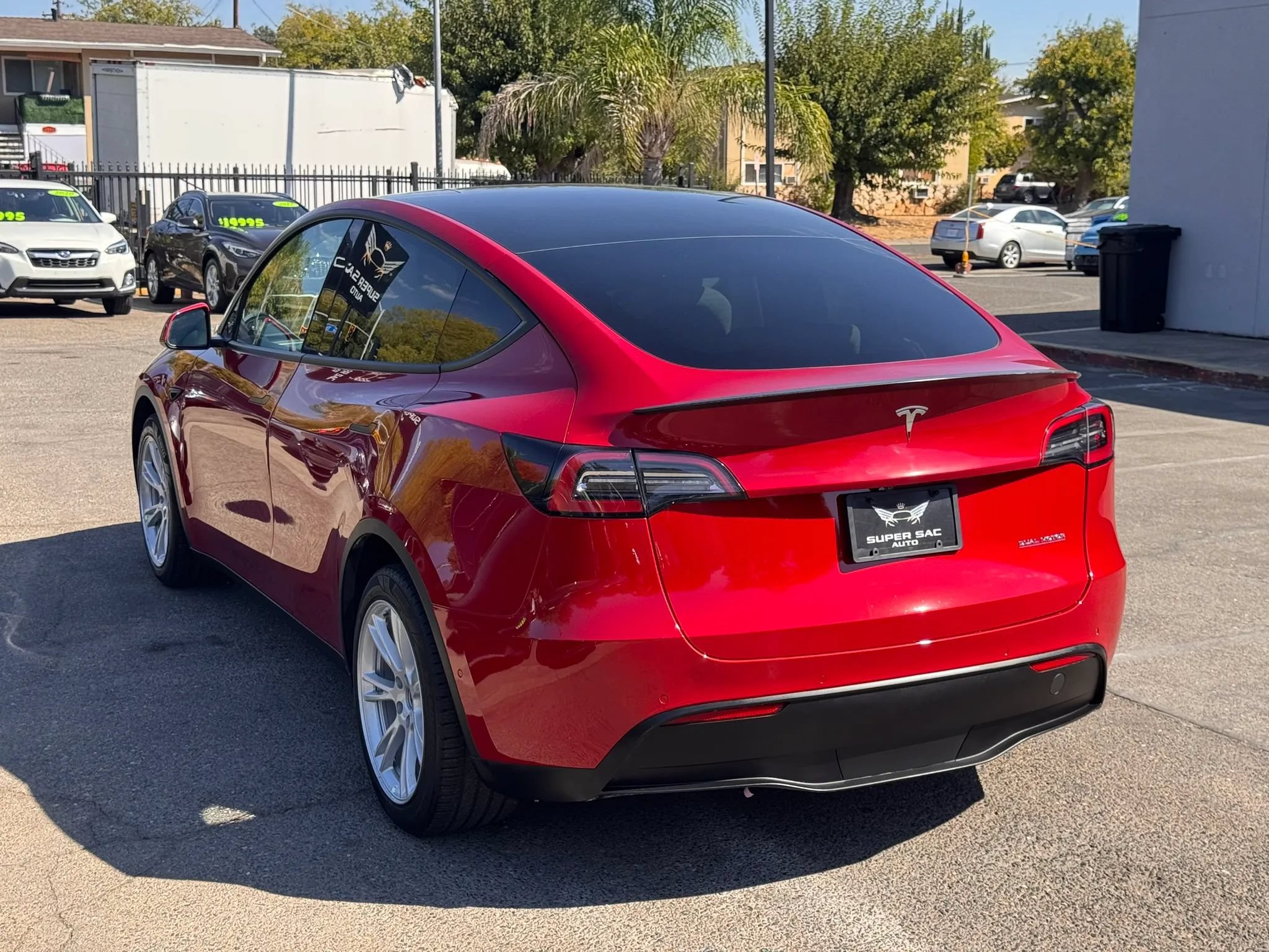 Used 2022 Tesla Model Y Long Range AWD/4WD image 4