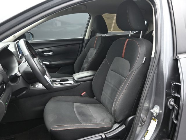 Used 2023 Nissan Sentra SR FWD image 10