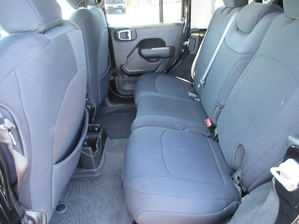 Used 2024 Jeep Wrangler Unlimited Sport AWD/4WD image 17