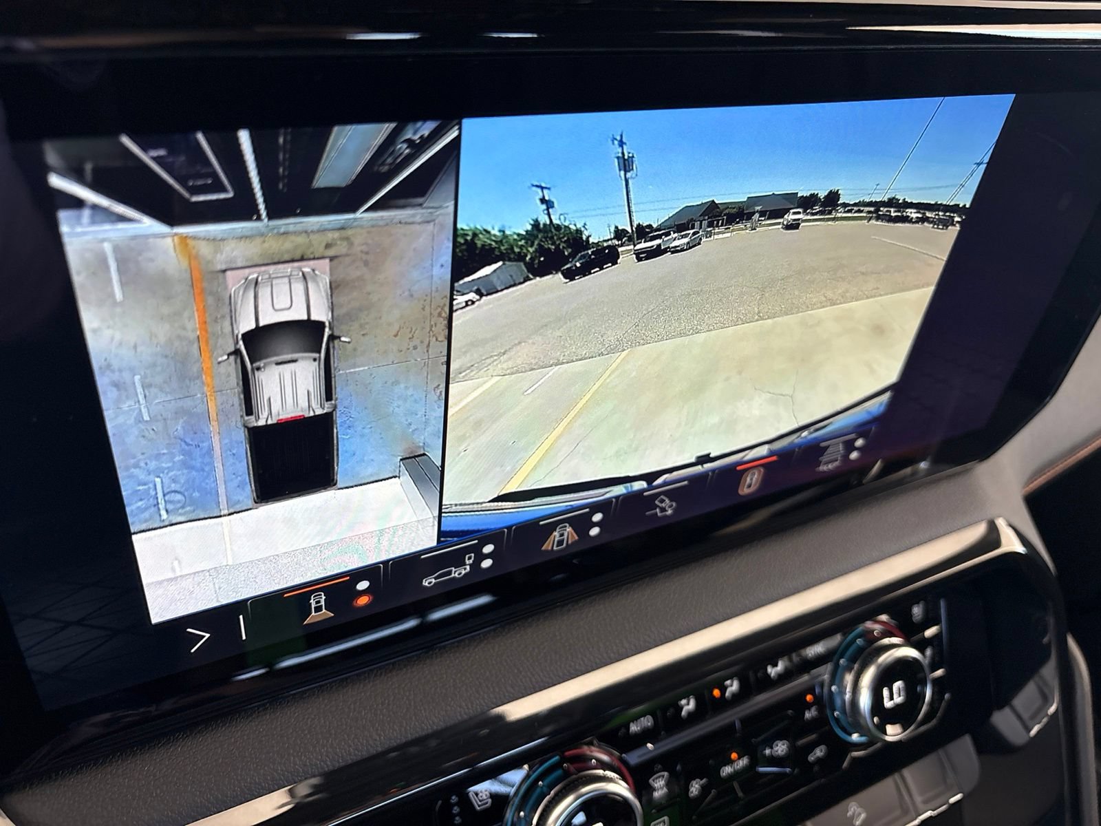New 2026 GMC Sierra 2500 AT4 w/ AT4 Premium Plus Package AWD/4WD image 26