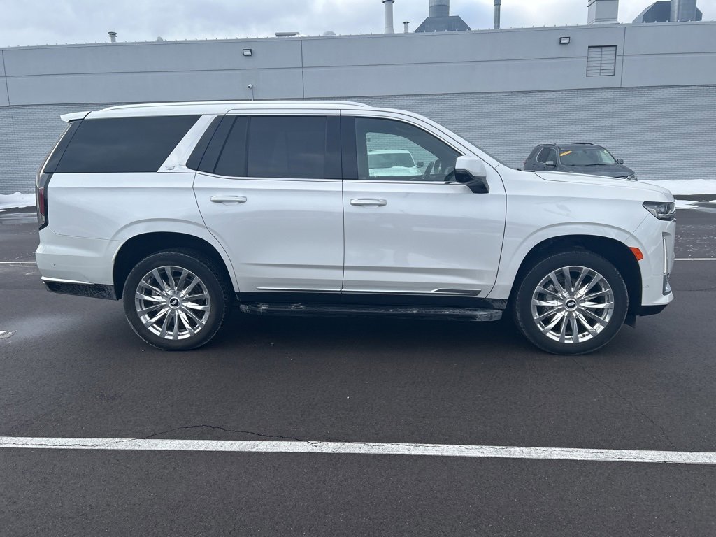 Used 2021 Cadillac Escalade Premium Luxury w/ Performance Package image 4