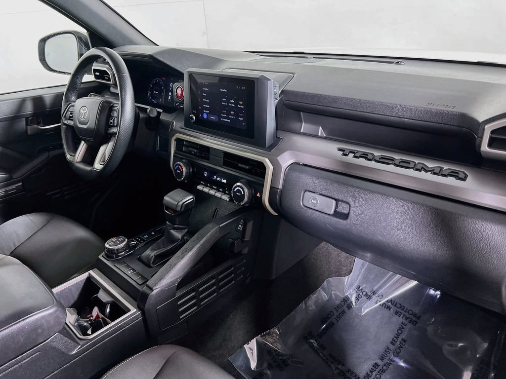 Used 2024 Toyota Tacoma TRD Off-Road AWD/4WD image 25