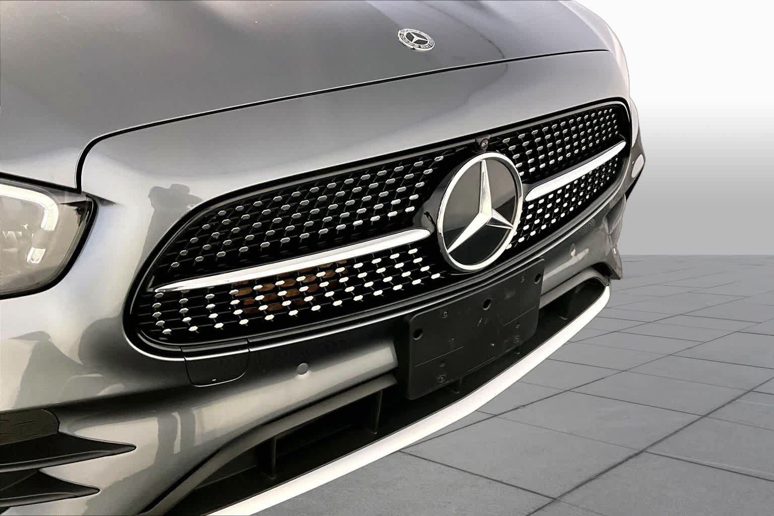 Used 2021 Mercedes-Benz E 350 4MATIC Sedan image 32