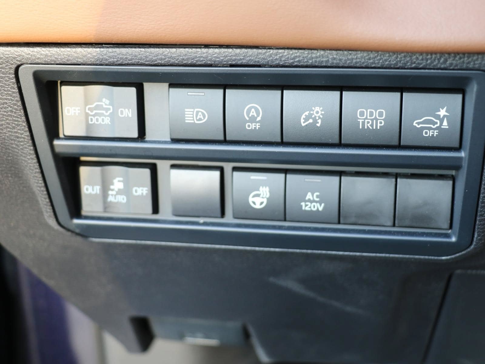 Used 2025 Toyota Tundra 1794 Edition AWD/4WD image 16