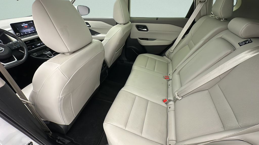 Used 2023 Nissan Rogue SV w/ SV Premium B Package AWD/4WD image 9