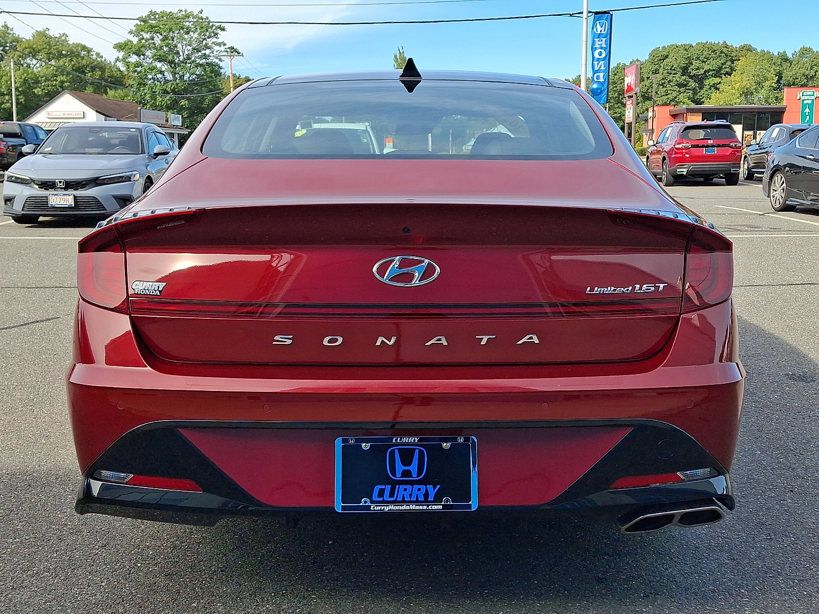 Used 2023 Hyundai Sonata Limited w/ Cargo Package FWD image 5