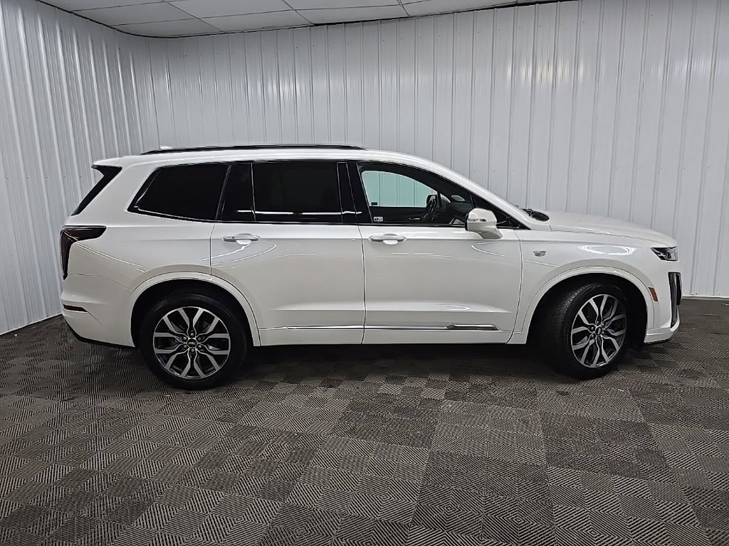 Used 2021 Cadillac XT6 Sport image 2
