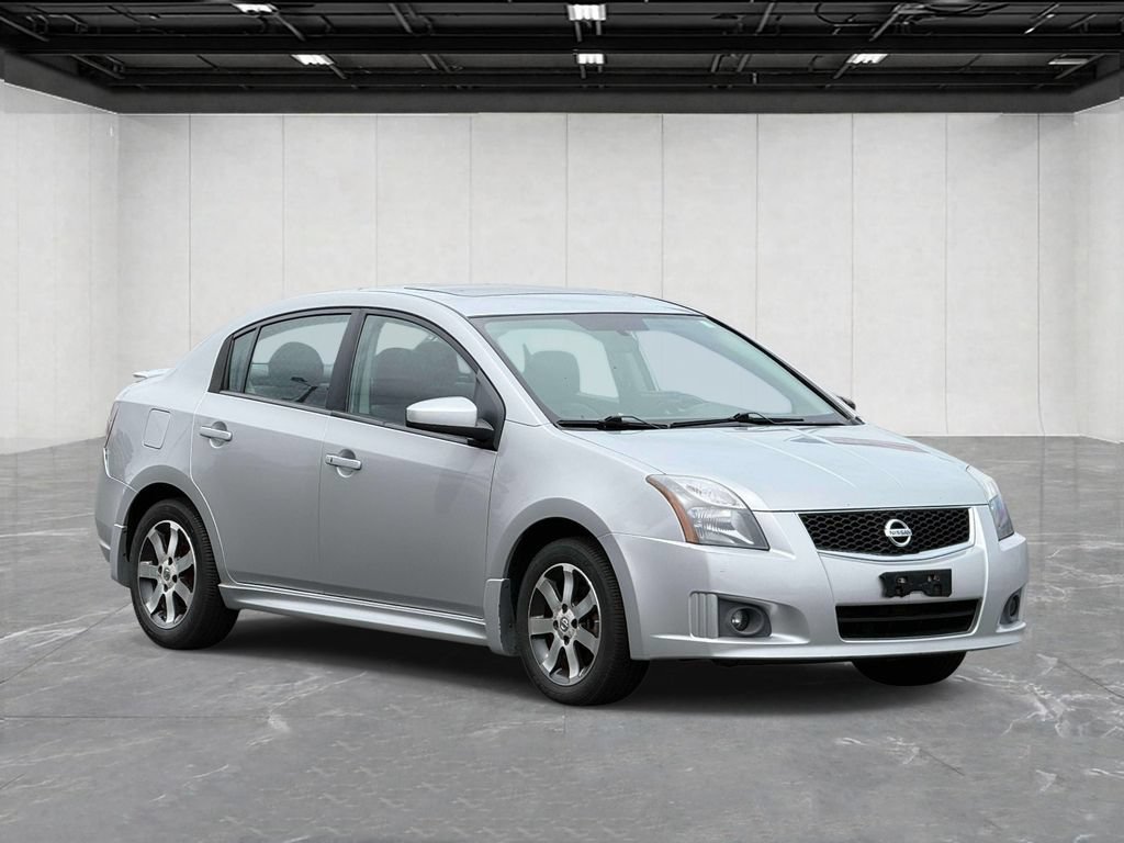 Used 2012 Nissan Sentra 2.0 SR w/ Special Edition Pkg FWD image 2