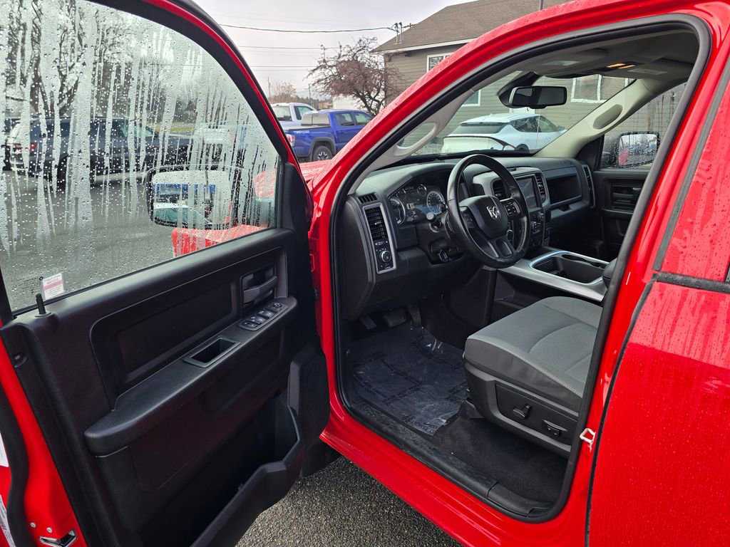 Used 2023 RAM 1500 Express w/ Wheel & Sound Group image 19