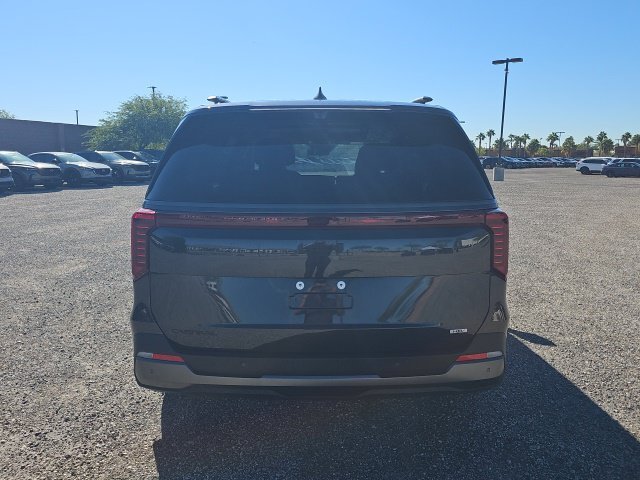 Used 2025 Kia Carnival SX Prestige FWD image 5