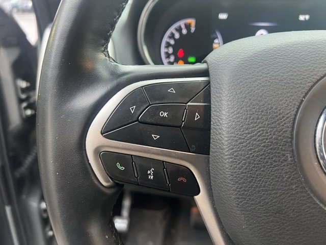 Used 2022 Jeep Grand Cherokee Laredo X image 26