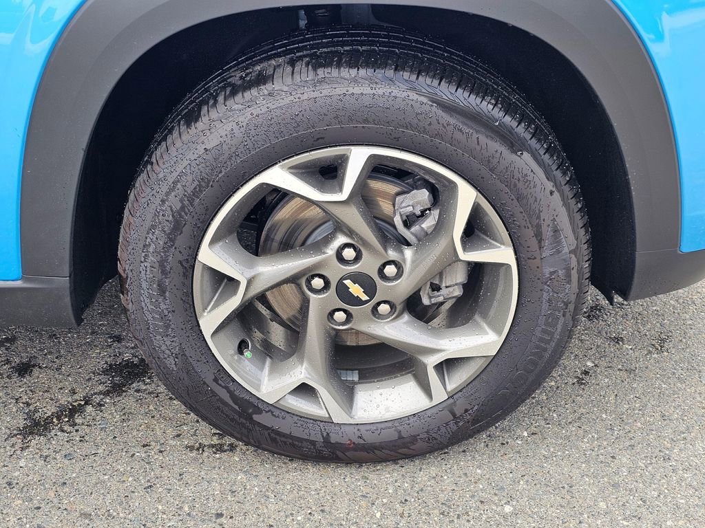 Used 2026 Chevrolet Trax LT w/ Driver Confidence Package FWD image 9