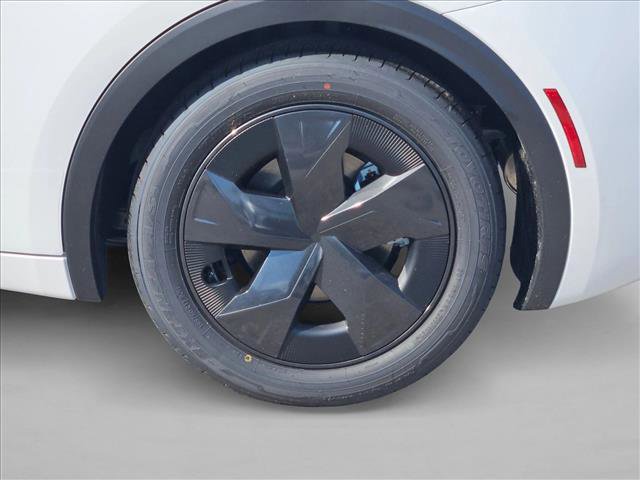 New 2026 Toyota Prius LE FWD image 9