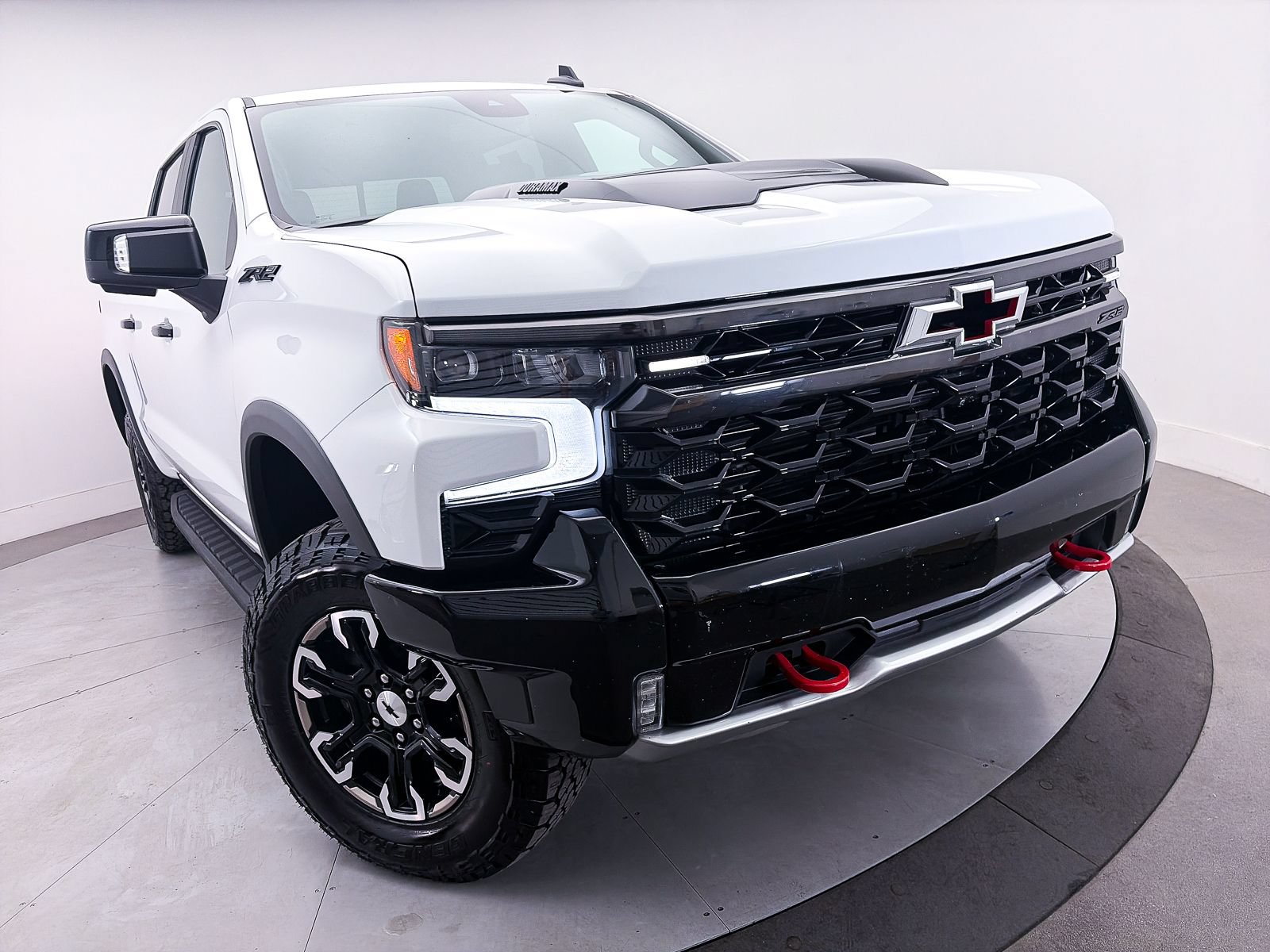 Used 2024 Chevrolet Silverado 1500 ZR2 w/ LPO, Dark Essentials Package AWD/4WD image 5
