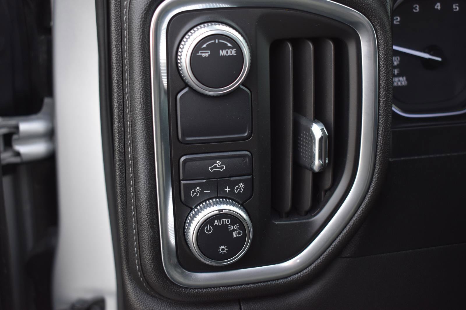 Used 2020 GMC Sierra 1500 SLE w/ Fleet Comfort Package image 25