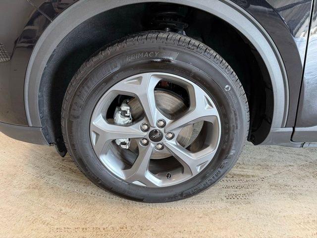 Used 2025 Ford Escape ST-Line w/ Tech Pack #1 AWD/4WD image 33