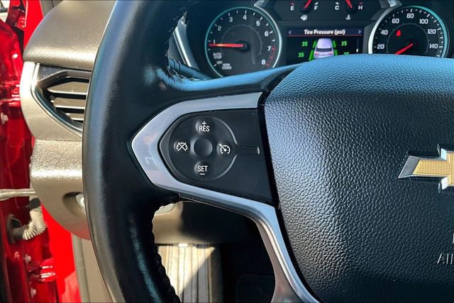 Used 2021 Chevrolet Traverse LT image 11