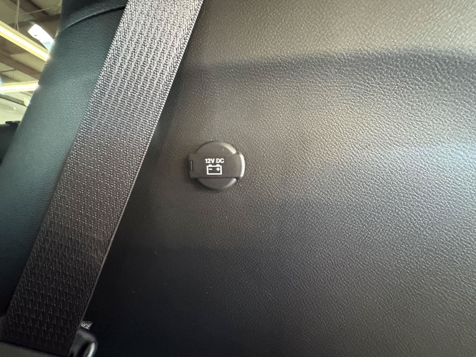 Used 2024 Chrysler Pacifica Pinnacle FWD image 21