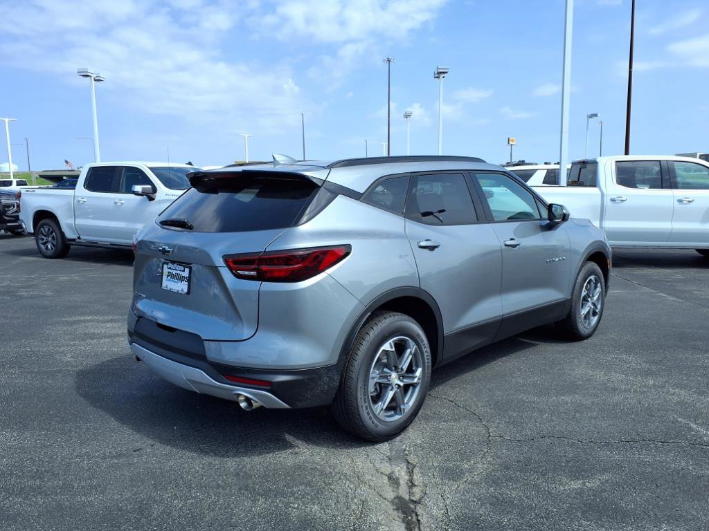 New 2025 Chevrolet Blazer LT w/ Convenience Package image 3