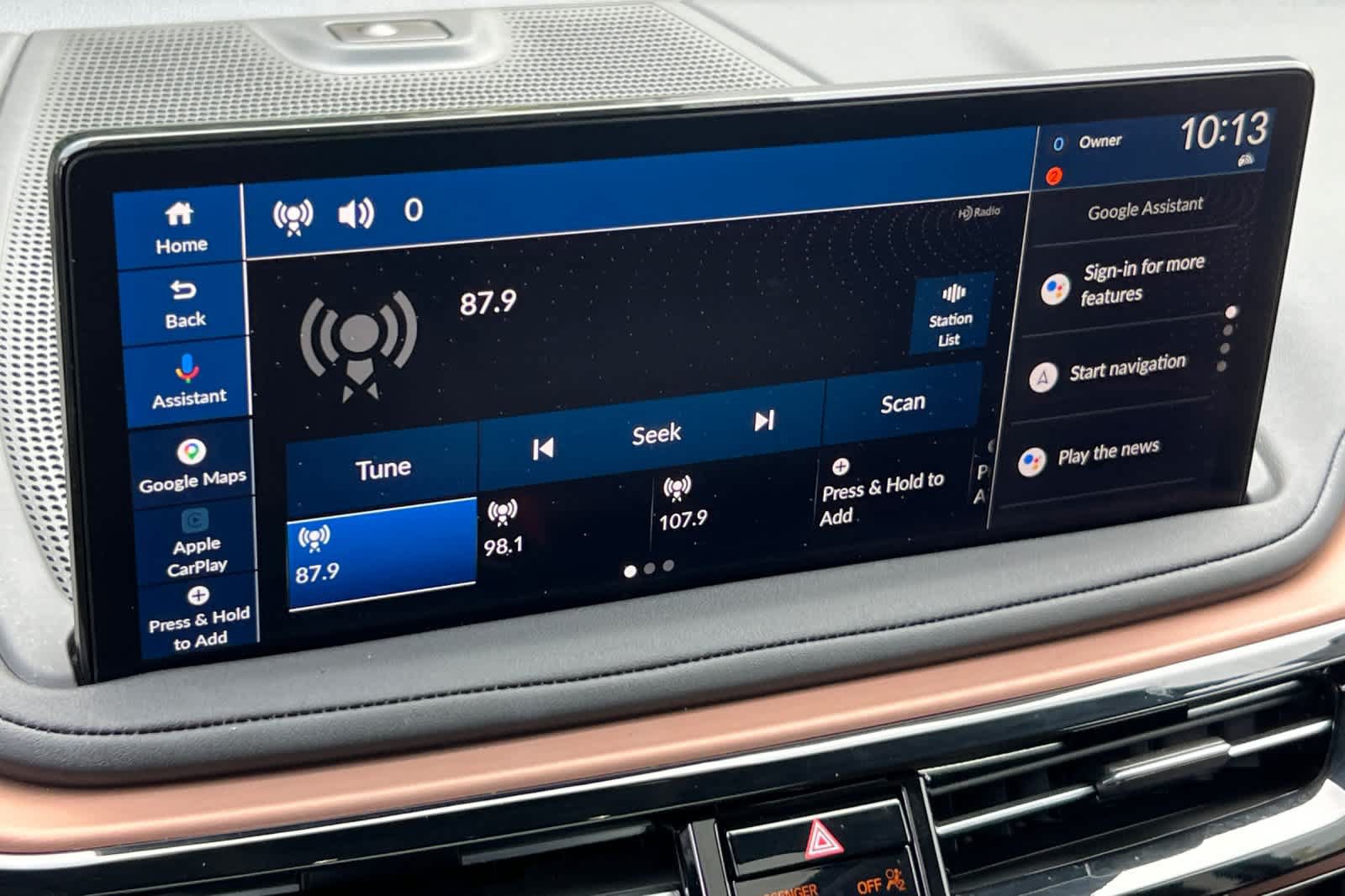 Certified 2025 Acura MDX w/ Technology Package AWD/4WD image 19