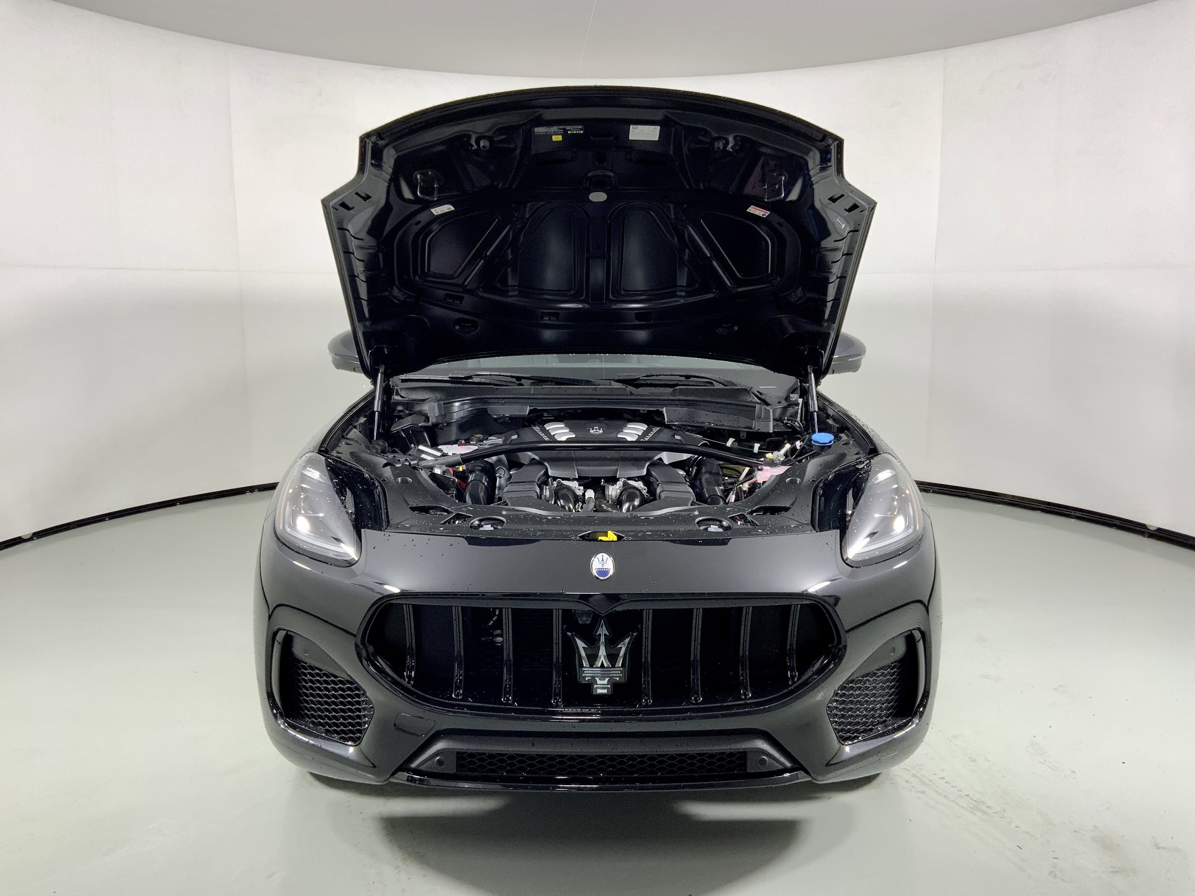 New 2026 Maserati Grecale Modena image 7