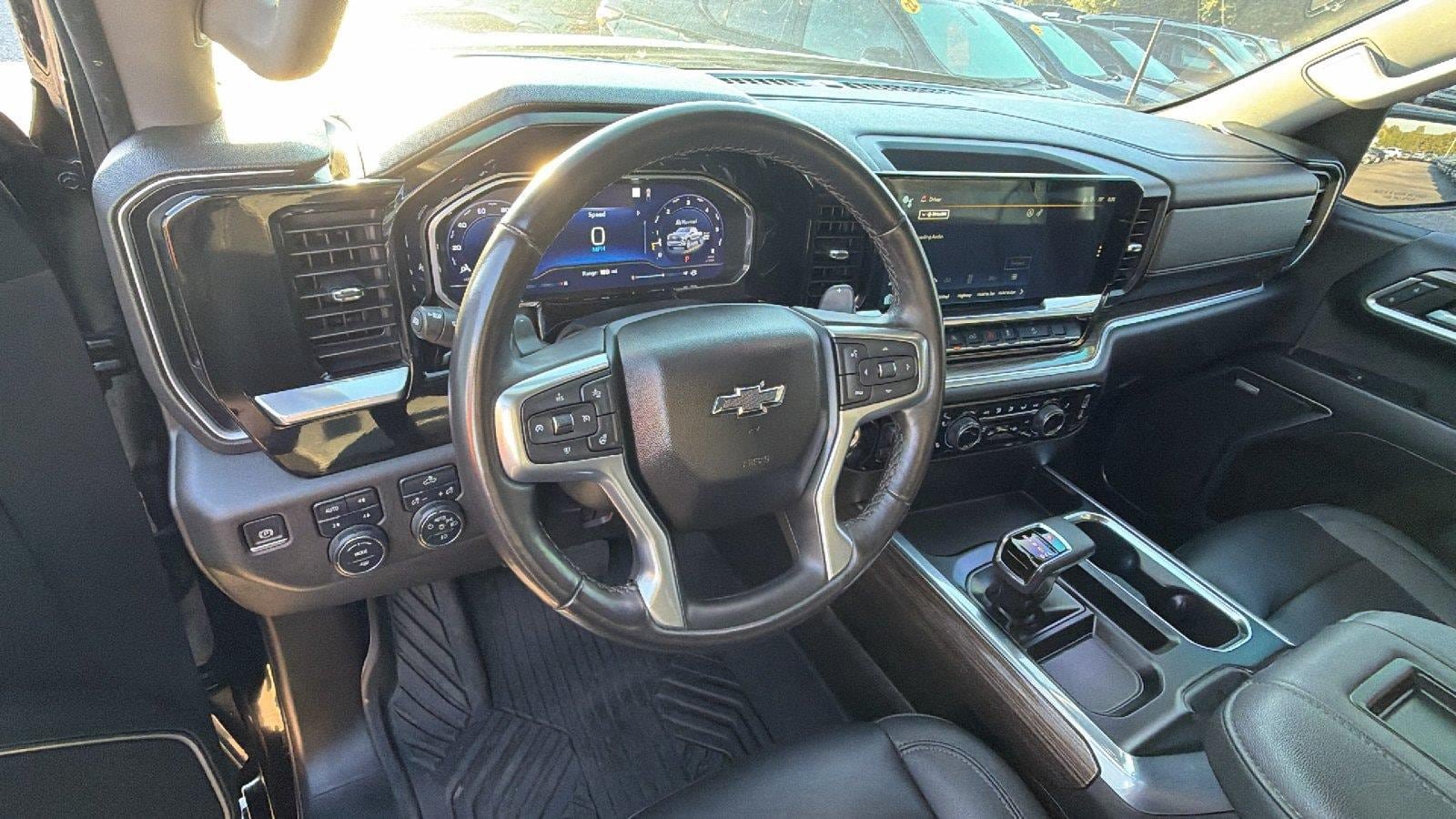 Used 2022 Chevrolet Silverado 1500 RST AWD/4WD image 24