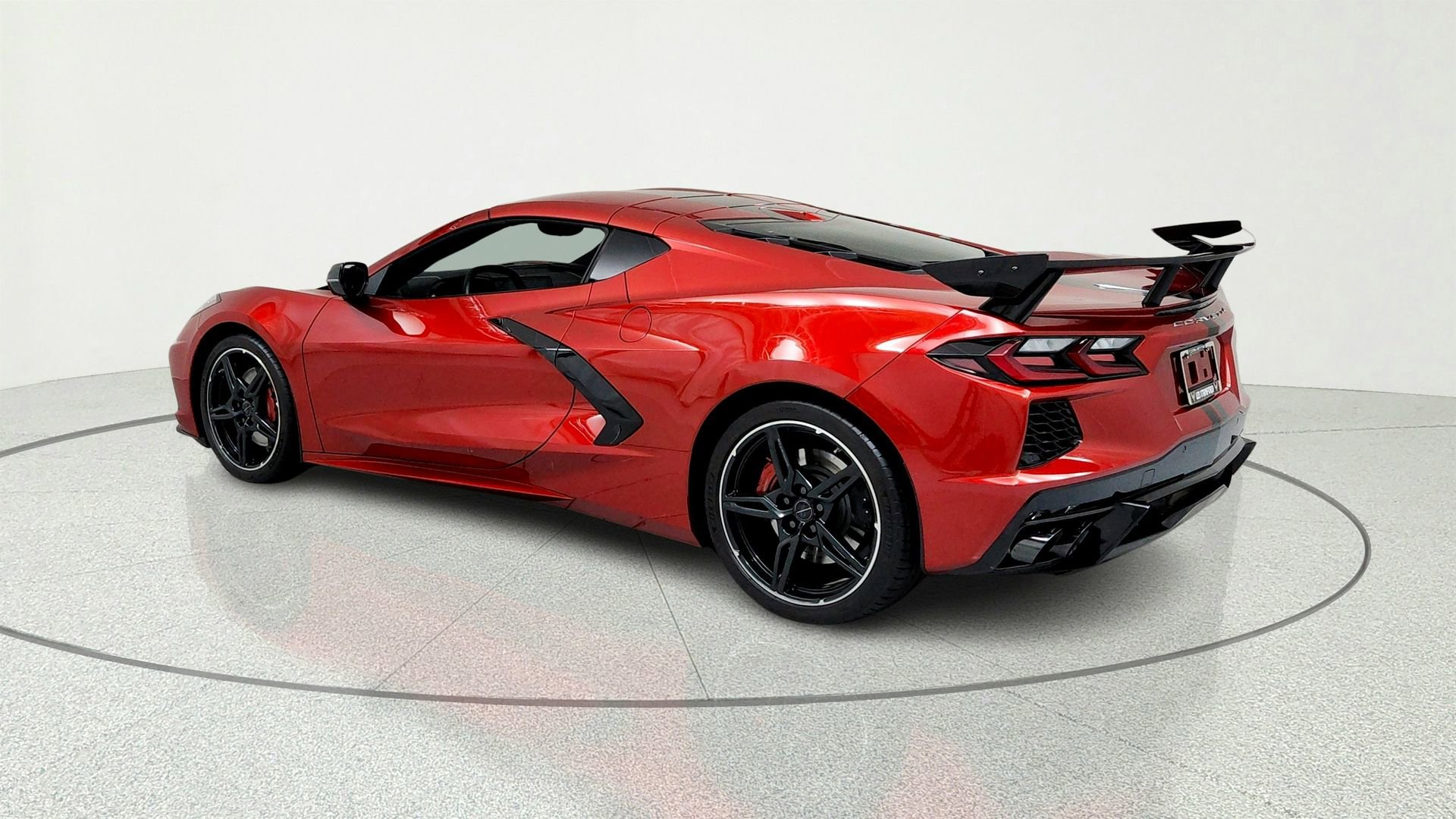 Used 2021 Chevrolet Corvette Stingray Preferred Cpe w/ Z51 Performance Package RWD image 3