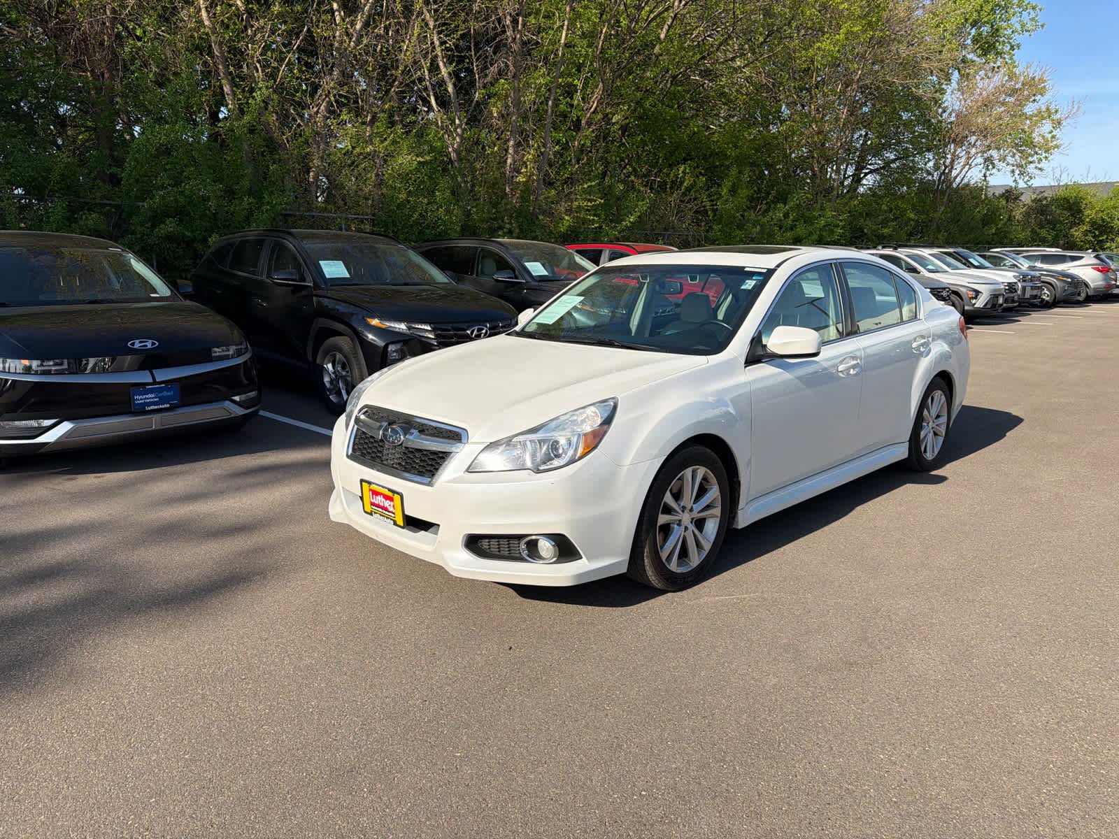 Used 2013 Subaru Legacy 3.6R Limited AWD/4WD image 4