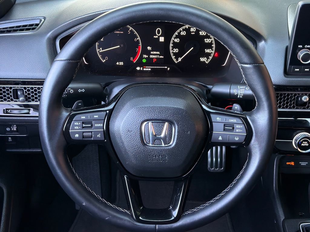 Used 2025 Honda Civic Sport image 4