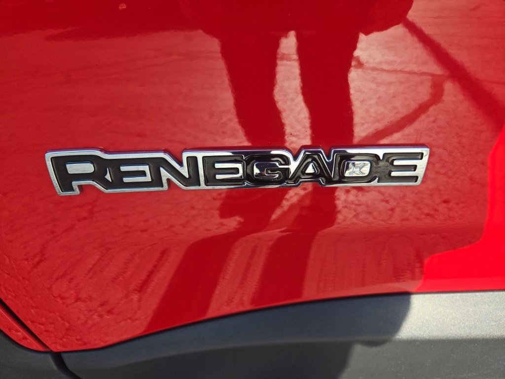 Used 2020 Jeep Renegade Sport w/ Sport Appearance Group AWD/4WD image 25