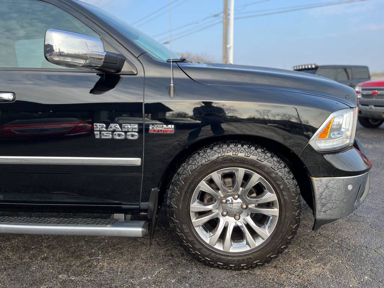 Used 2014 RAM 1500 Limited AWD/4WD image 15