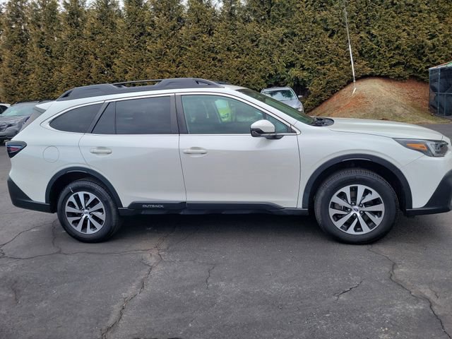 Used 2022 Subaru Outback Premium image 8