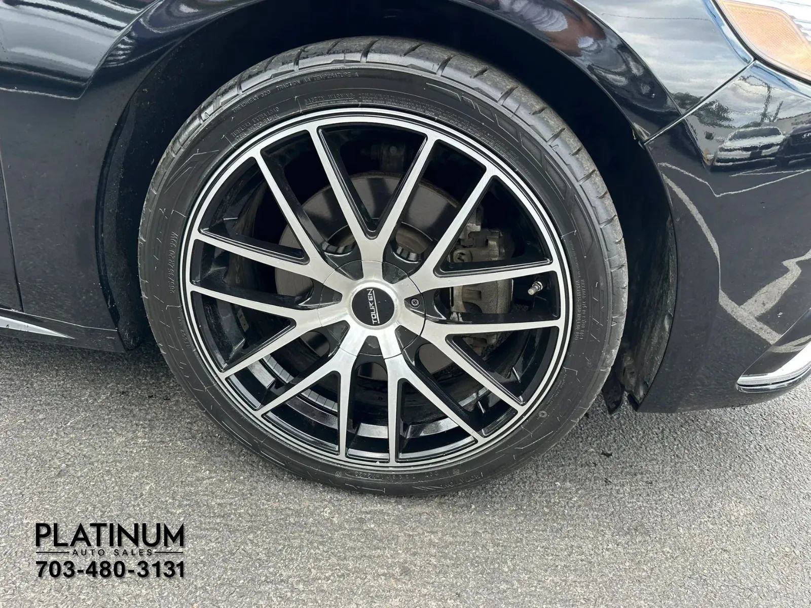 Used 2017 Lincoln Continental Select w/ Climate Package FWD image 23