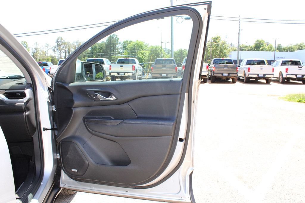 Used 2018 GMC Acadia SLT w/ LPO, Floor Liner Package FWD image 30